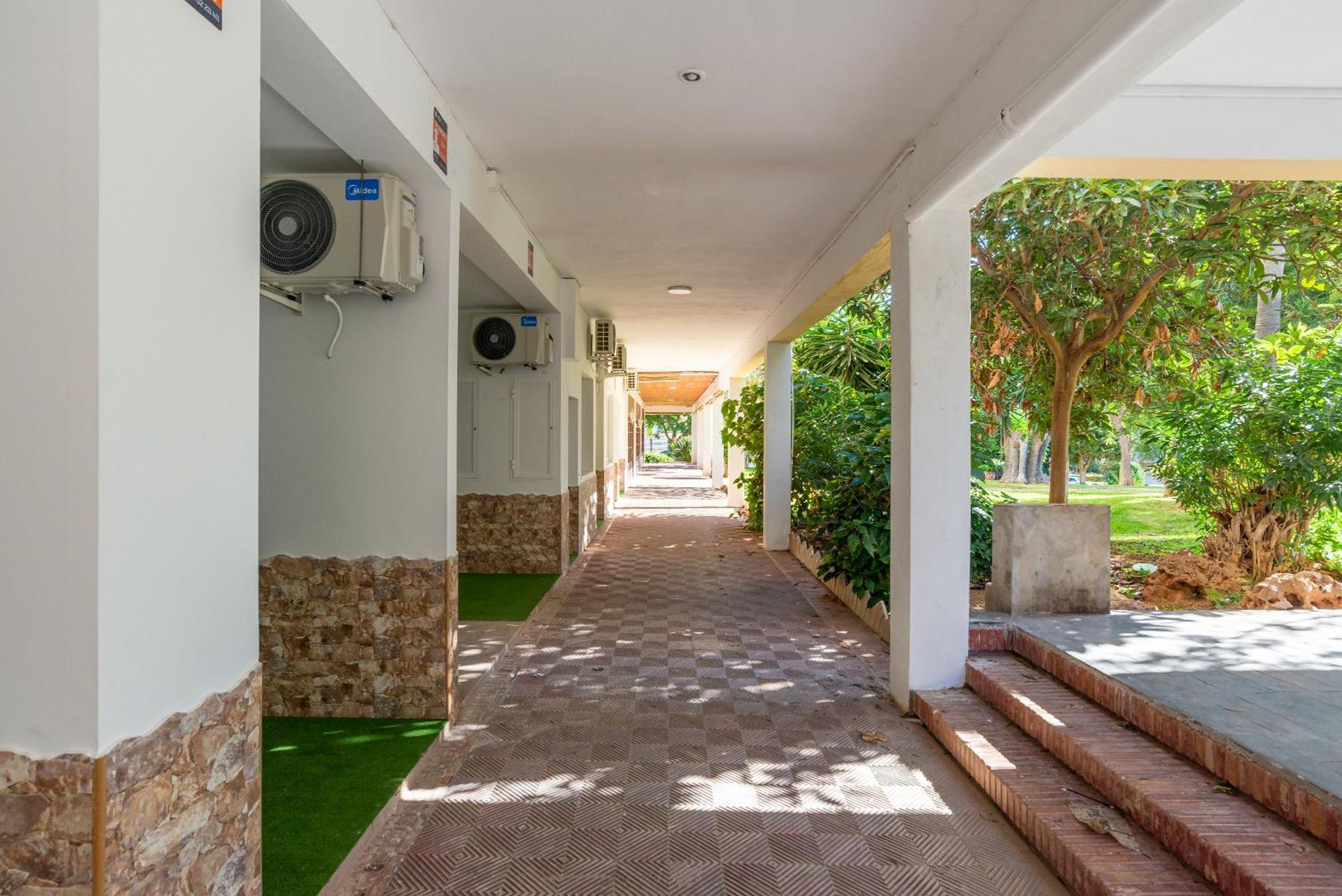 Beach Garden Apartment Торемолинос Екстериор снимка